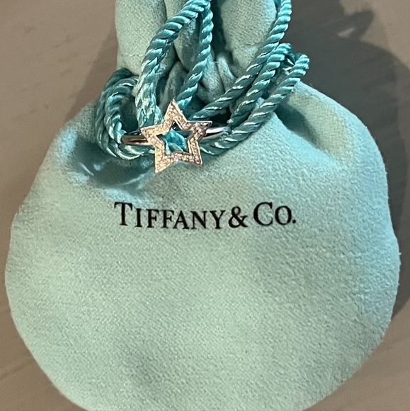 Tiffany & Co. Platinum Star Diamond Ring Vintage - Picture 1 of 5